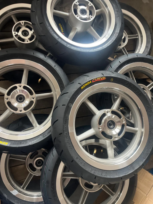 12in Chrome Rims Supermotos for Tuttio/Yozma
